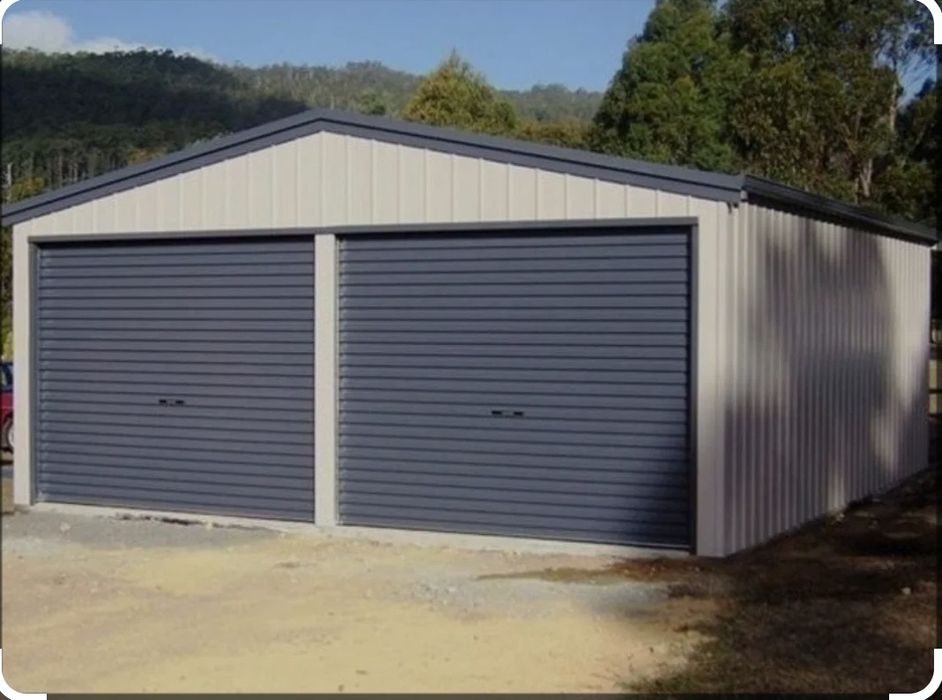 Vindem garaj la super pret