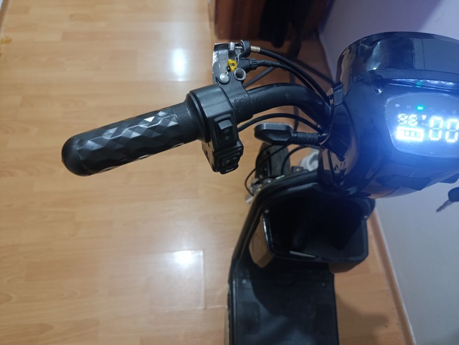 Продам электроскутер