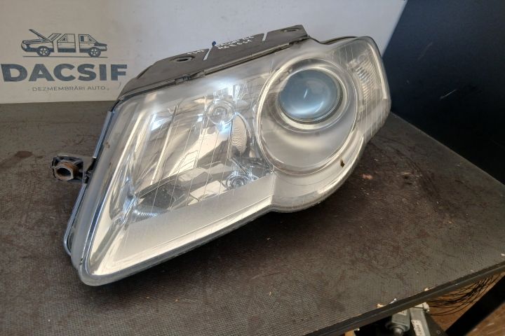 Far stanga 3C0941005AD 3C0941005AD Volkswagen VW Passat B6