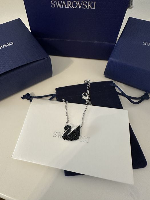 Lant swarovski Lebada neagra
