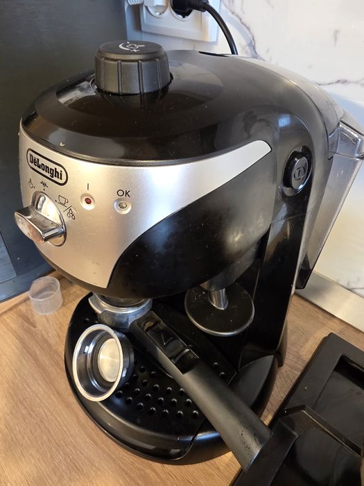 Espressor manual De'Longhi
