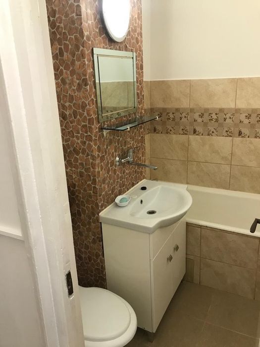 Garsoniera de inchiriat Tirnāveni