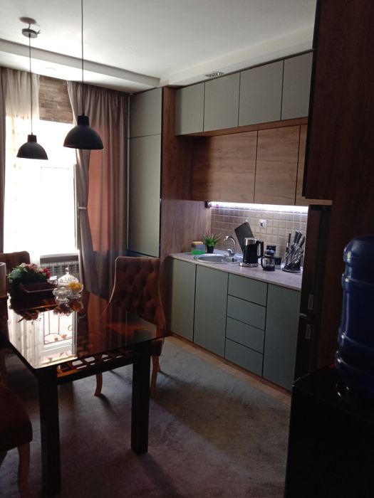 Суточно сдается 2 ком фулл апартамент сергели 3 метро 3 станция, фото