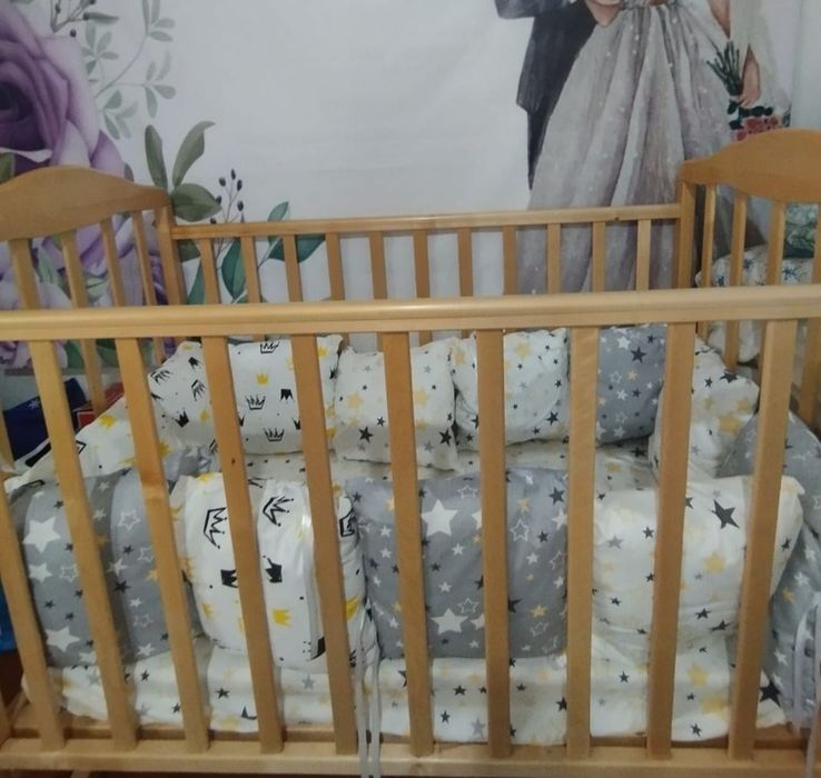 Детская кроватка