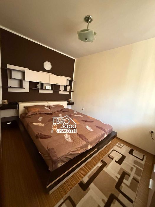 Продава се Четиристаен апартамент в Стара Загора, Център - 148 кв.м за 1345 €/кв.м - Снимка #4