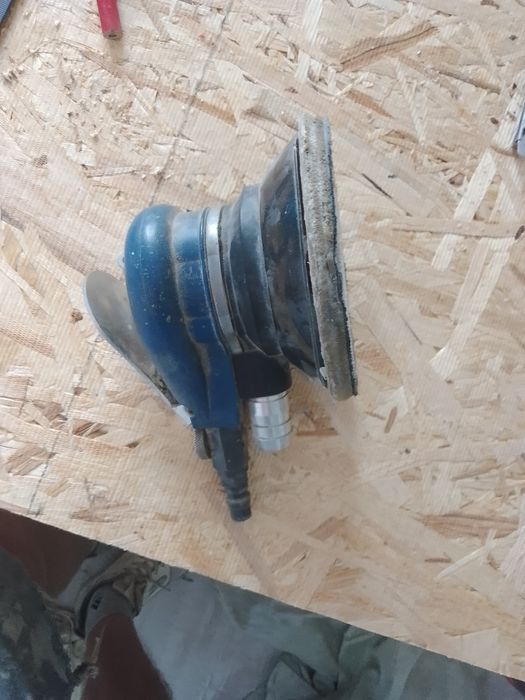 Продам орбитально шлефовальную машину