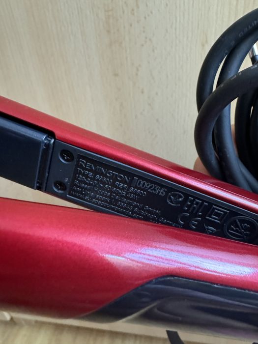 Placă de îndreptat părul Remington