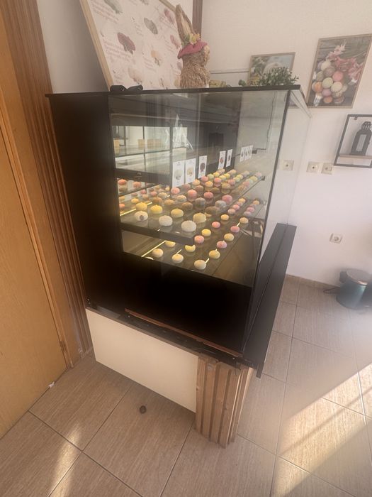 Витрина хоризонтална демонстрационна