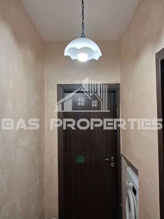 Продава се Тристаен апартамент в София, Полигона - 65 кв.м за 2924 €/кв.м - Снимка #12