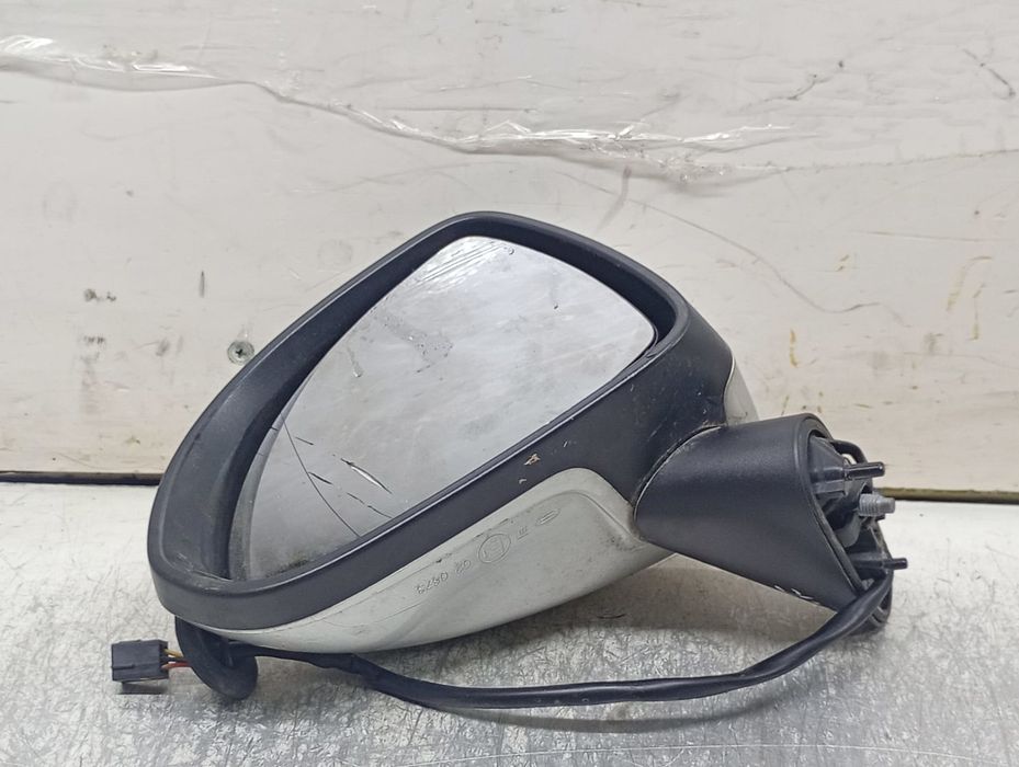 Oglinda stanga e1020873 Opel Corsa D (2006 - 2011) 1.0 benzina Z10XEP