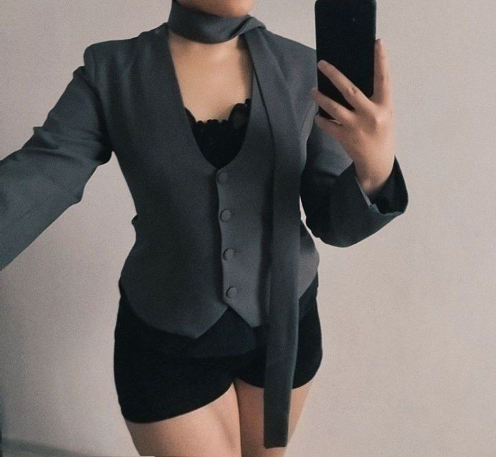 Пиджак женский серый