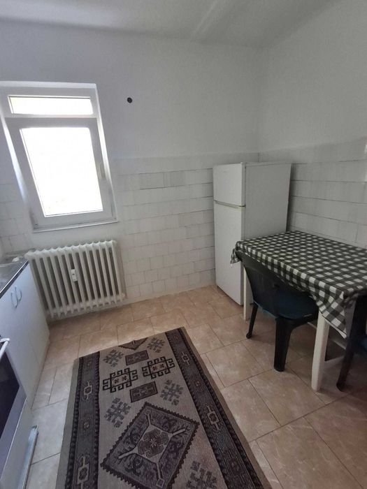 Inchiriez 3 camere Areni langa Profi
