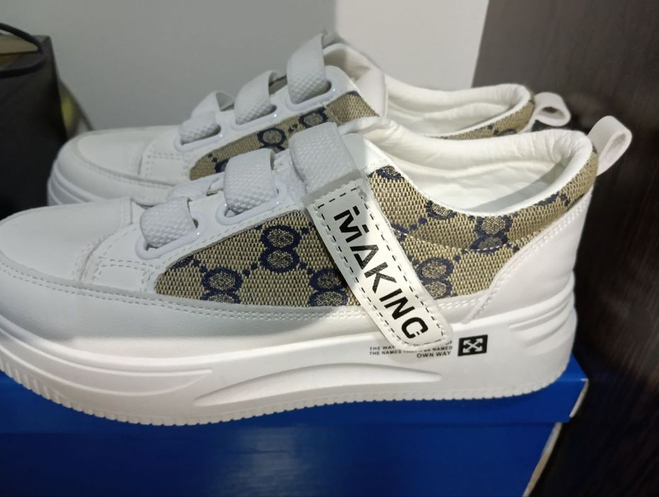 Кроссовки отличного качества за приемлимую цену