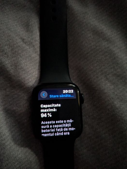Vând Apple watch SE