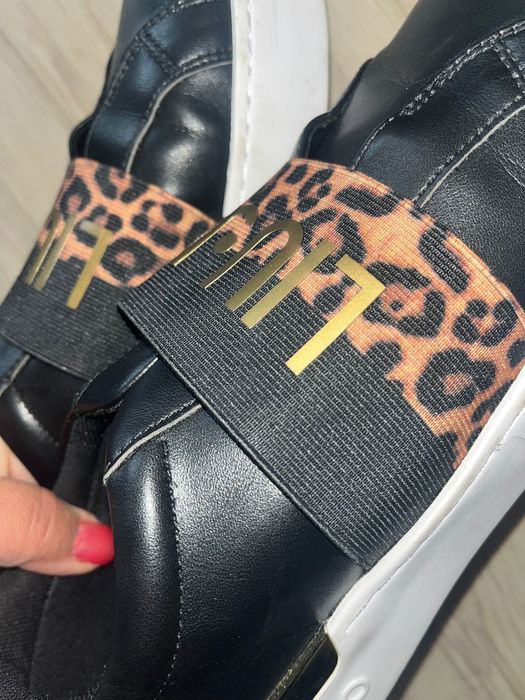 Liu Jo естествена кожа