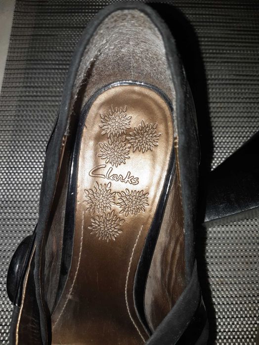 pantofi Clarks marimea 39