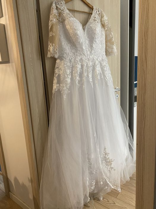 Rochie de mireasa A-line