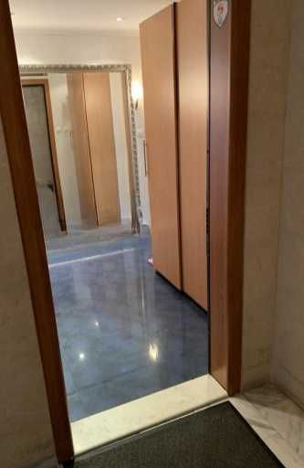 Дава се под наем Тристаен апартамент в София, Лозенец - 98 кв.м за 975 € - Снимка #3