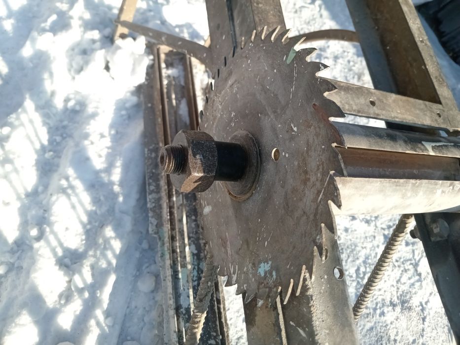 Циркулярка с фуганком