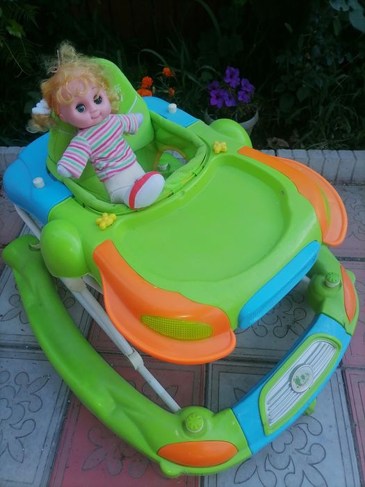 Продам симпатичные ходунки