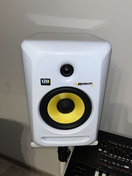 Boxe active KRK Rokit 6