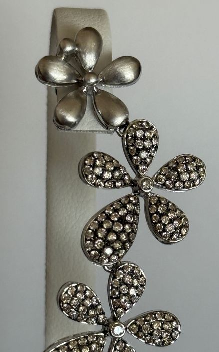 Зашеметяващи 18К Италиански Златни Обеци 13г с 376 Диаманта; Топ Цена!