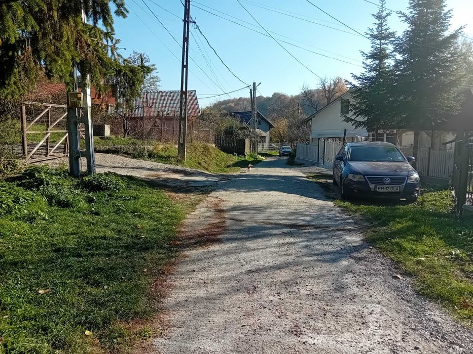 Teren + casa de vacanta  Scorteni , Mislea