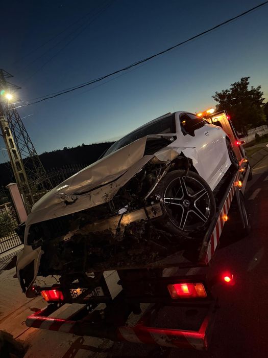 Platforma tractari auto asistenta rutiera