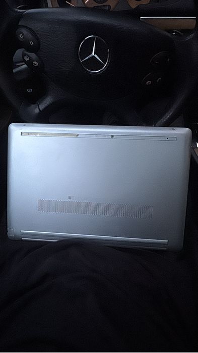 Ноут hp i3 8поколение
