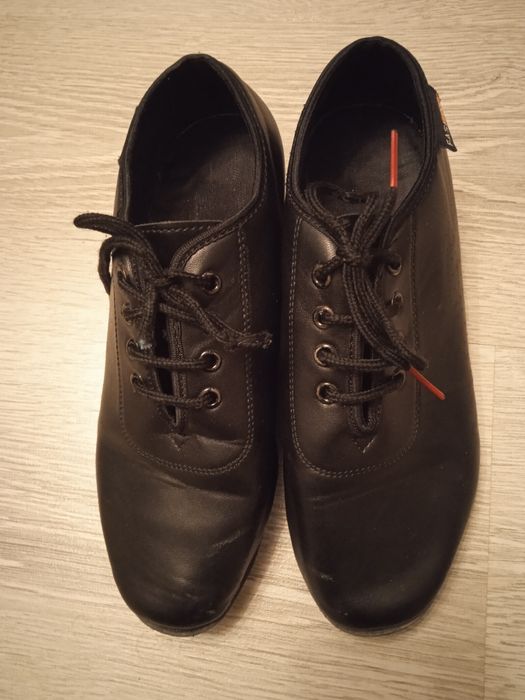 Продам туфли для танцев