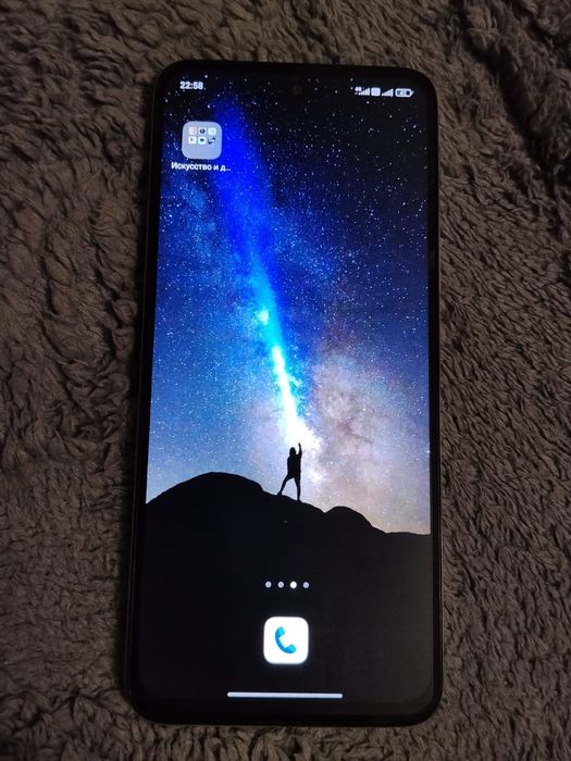 Продается отличный смартфон