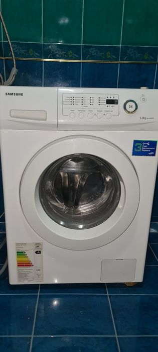 Машинка стиральная