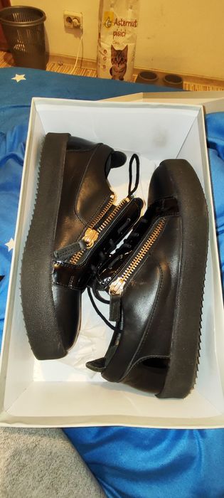 Adidași Giuseppe Zanotti noi!