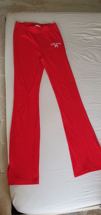 Pantaloni trening evazați