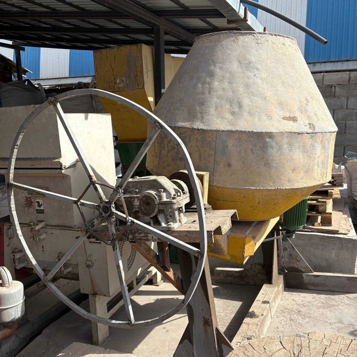 Бетономешалка бу