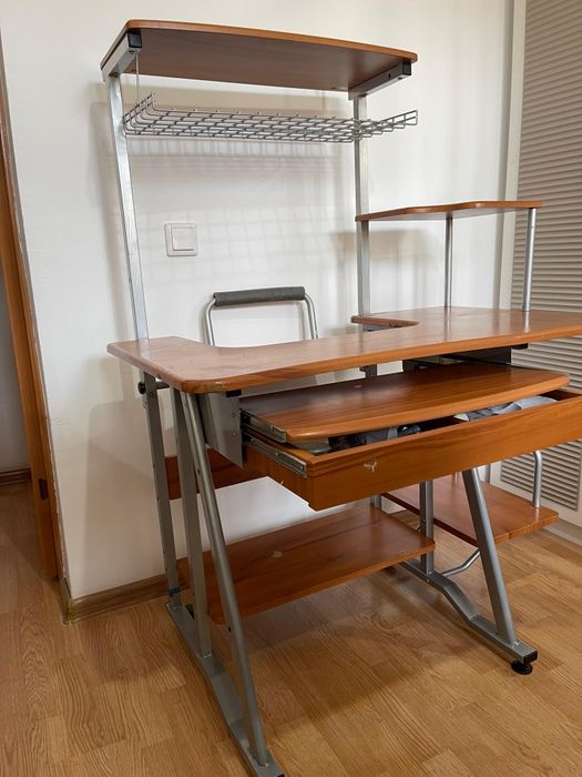 Компютерный стол б/у