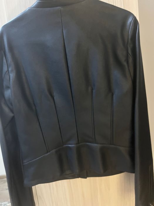 Дамско кожено яке Sisley - S размер