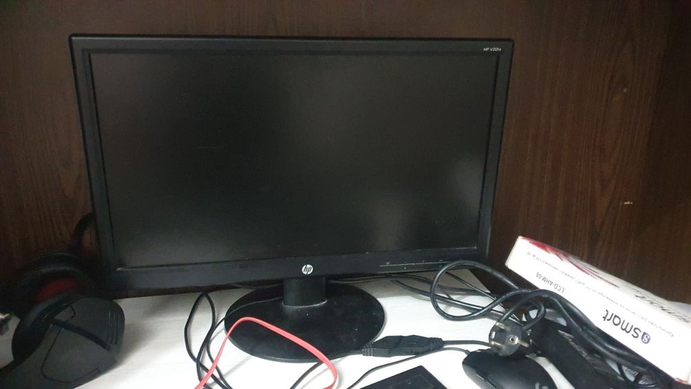 Monitor HP 19 дюймли