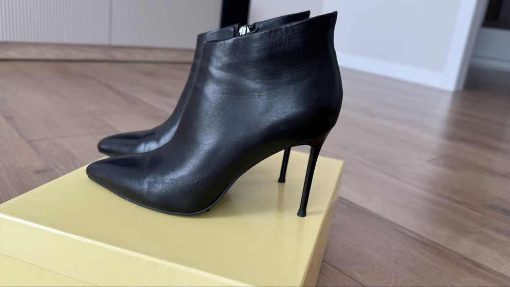 Сапожки Италия кожа