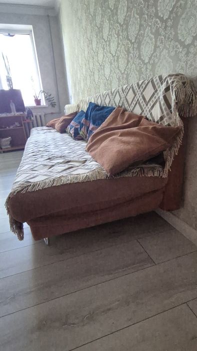 Диван для гостиной