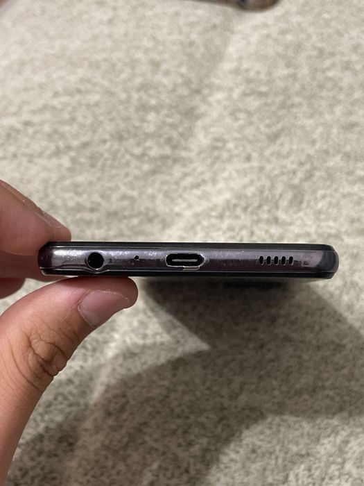 Продам Samsung Galaxy A52