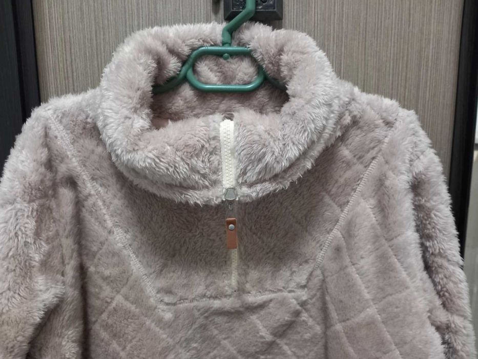 Дамско пухено якенце