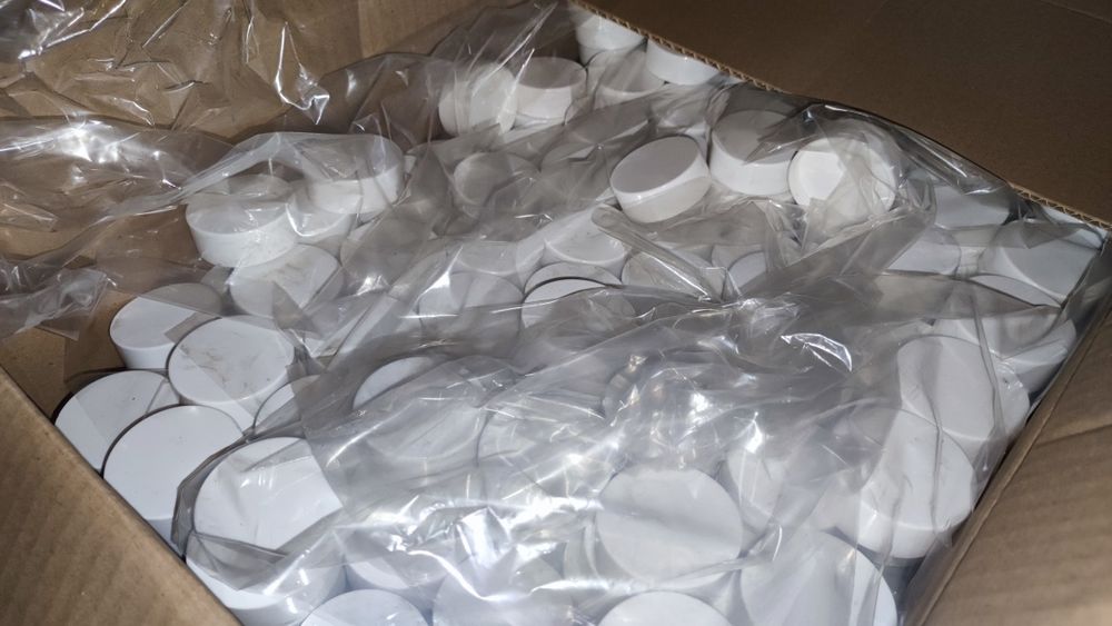 50 бр. бурканчета/кутийки за козметика/крем 30 мл. SAN пластмаса.