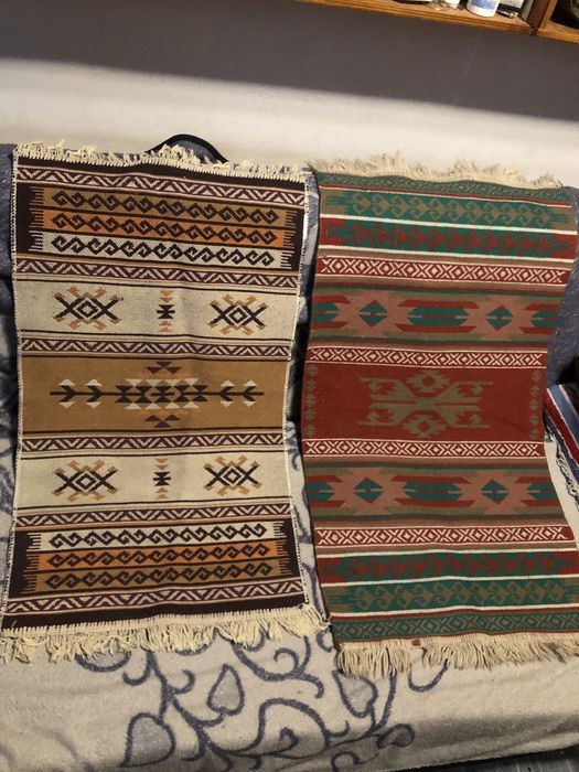 Covorase țoale tot ce se vede 50 lei