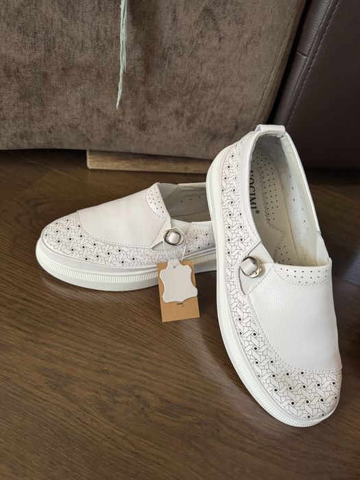 Женская обувь новая