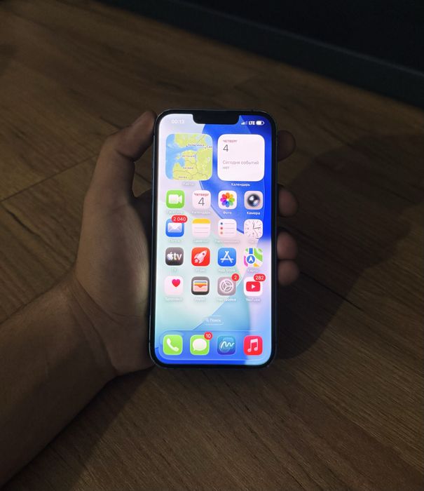 iPhone 13  128GB