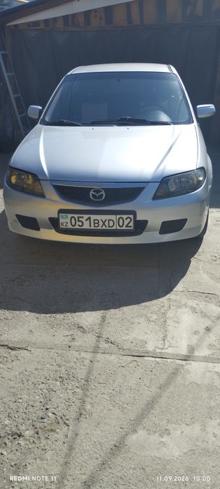 Мазда 323F 2002г