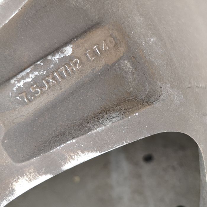 4 комплекта оригинални 17 цола джанти.