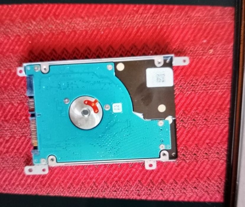 Hard disk, HDD, pentru laptopi în stare perfectă de funcționare