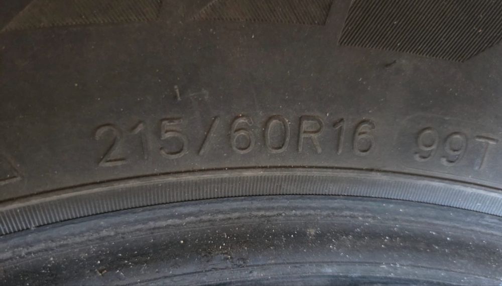 Продам балоны 215/60/16 комплект